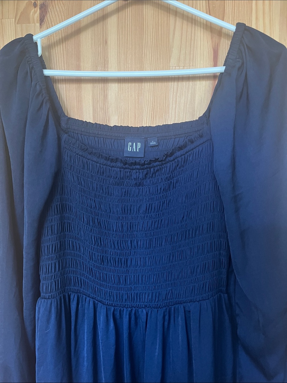 GAP Smocked Square-Neck Long Sleeve Navy Midi Dress (size M) - Picture 4 of 9